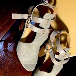 Joe’s shoes not in used